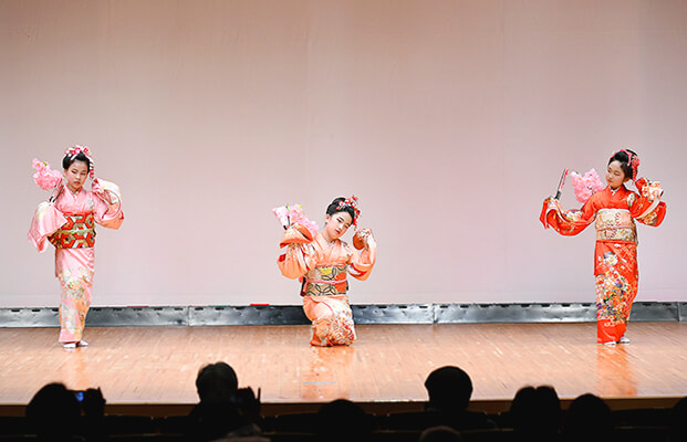 彩和会 写真10 『元禄花見踊り』